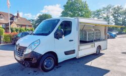 EURO 6 2018 RENAULT MASTER FOOD TRUCK, ONLY 5000 MILES FROM NEW !!!