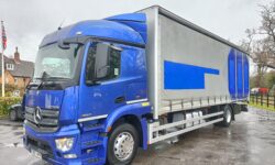 EURO 6 2017 MERCEDES ACTROS 1827 30FT CURTAINSIDER